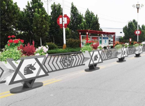 仲夏夜之夢道路花箱護欄