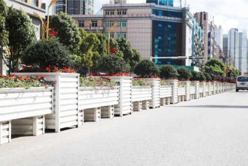 春城龍脈道路花箱